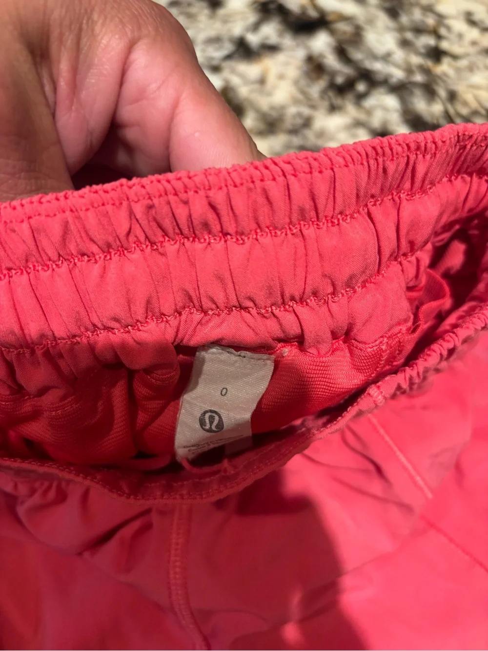 lululemon athletica hotty hot shorts 2.5